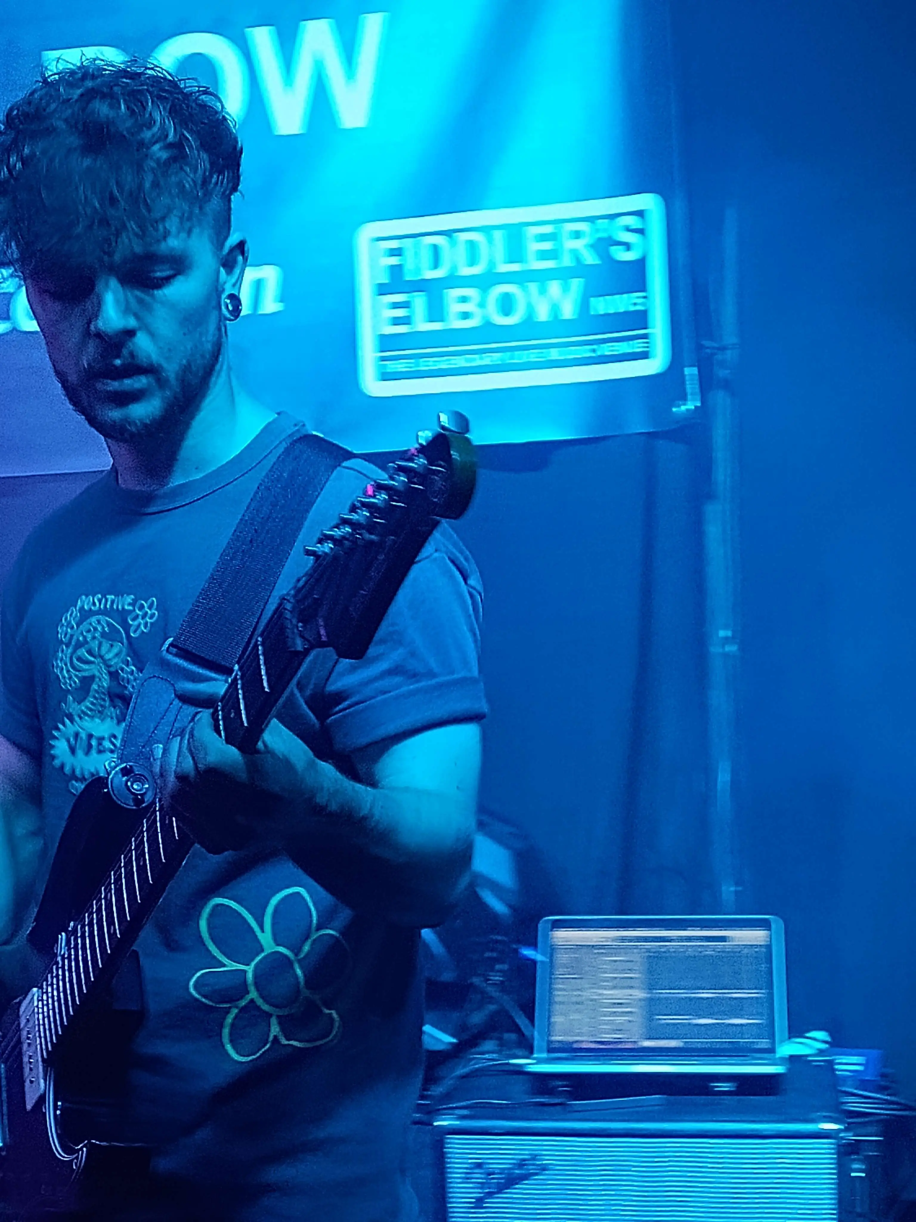 Hiccup performing in mist and cold lighting