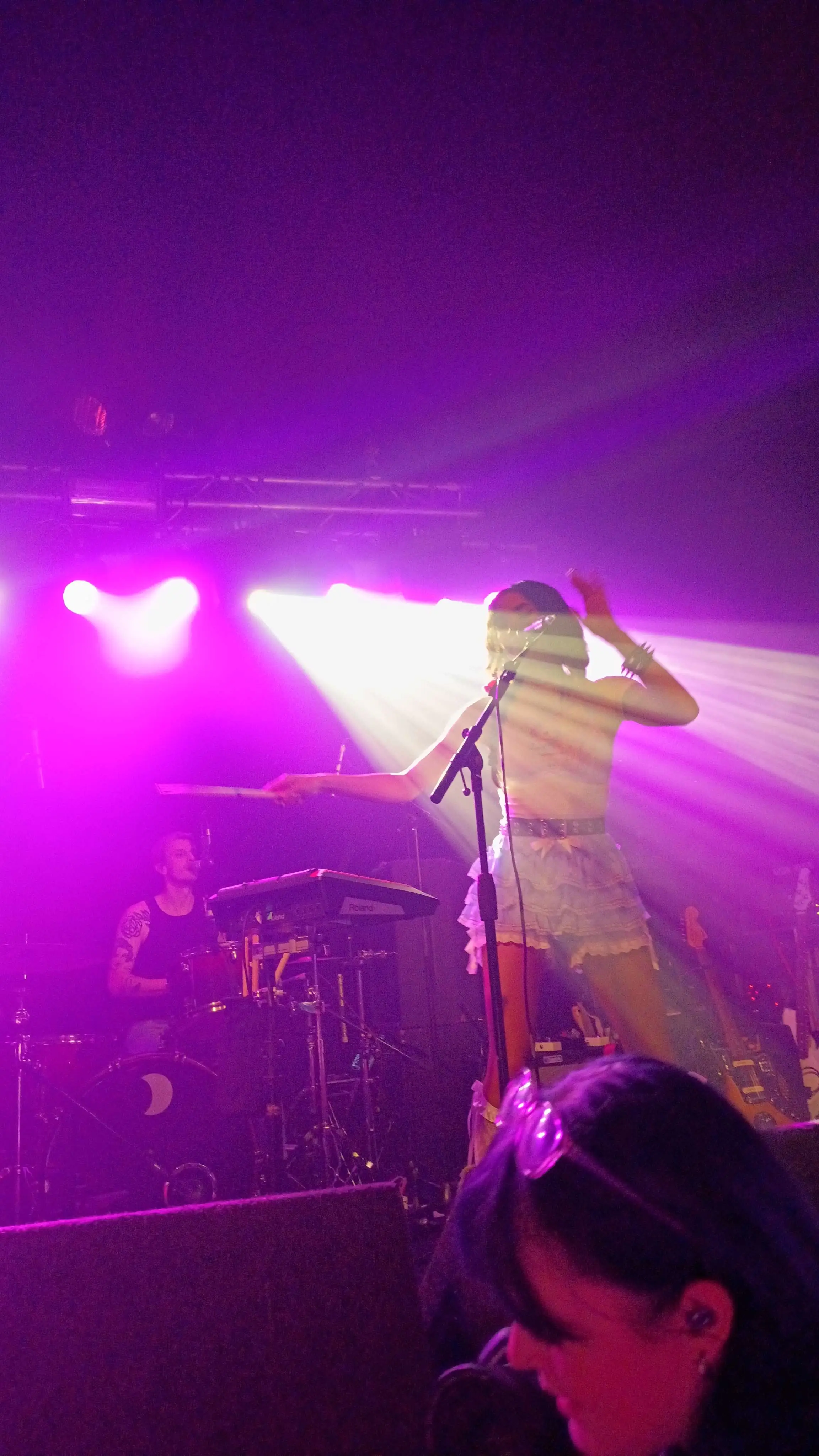 god rays and heavy colours on stage